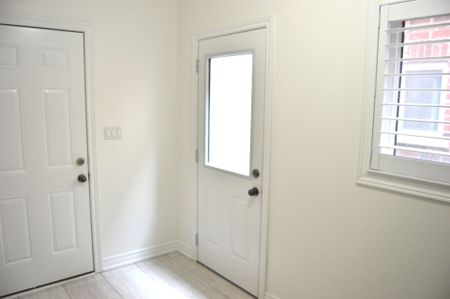 For Lease - 283A Kenneth Cole Drive Unit# Bsmt, Clarington, Ontario - Photo 3