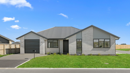 Brand New - 3 Bedroom House - Photo 3