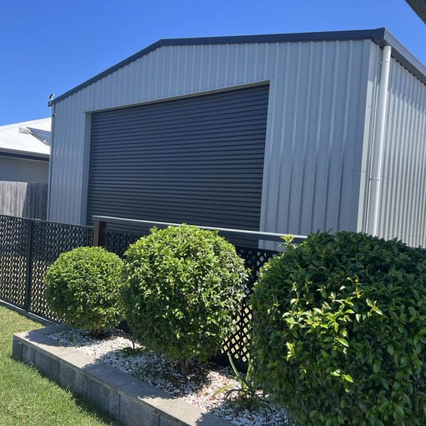 Cool Modern Home in Plantation Palms - Photo 1