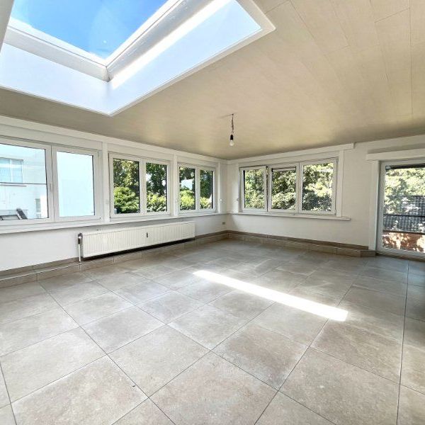 Appartement te huur in Wachtebeke voor € 790 met 1 slaapkamer - Photo 1
