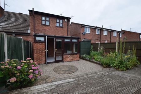 2 bedroom townhouse to rent - Photo 3