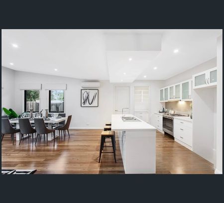 31B Buckingham Avenue, Bentleigh, Vic 3204 - Photo 2