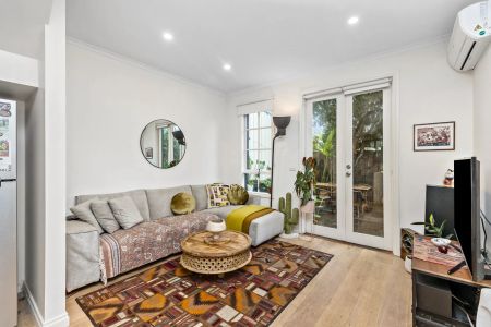 Immaculate Townhouse in Fantastic Location - Photo 5