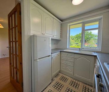 Sandringham Road, Maidenhead, Berkshire, SL6 - Photo 4