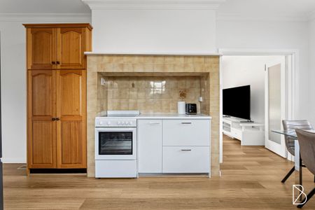 51 Strzelecki Crescent, Narrabundah ACT 2604 - House For Rent | Domain - Photo 2