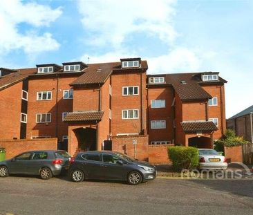 Cumbrian Way, Uxbridge, UB8 - Photo 5