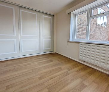 Droffats House, Stafford Road, SO15 - Photo 3