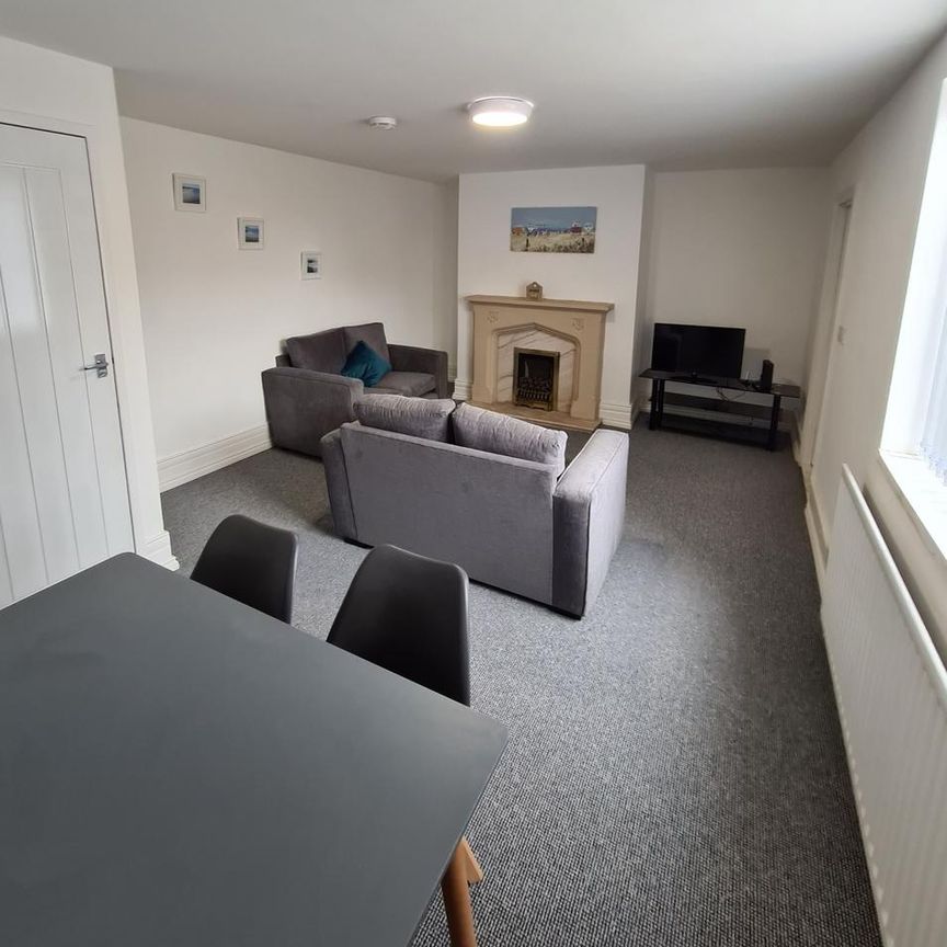 1 bedroom in a house share to rent - Photo 1