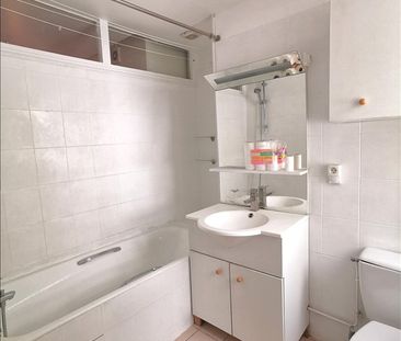 2 pièces - Meublé - 51,85 m² - 5ème étage - Colocation non autorisée - Photo 2