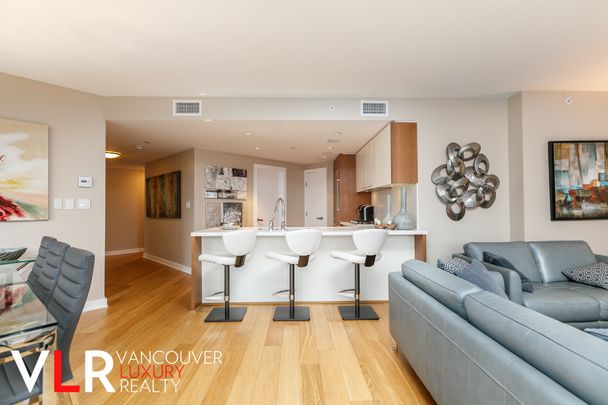 Condo in Downtown Vancouver, BC - Photo 1