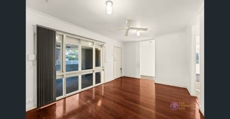 Well-Maintained Family Home with Solar & Comfort Features - Photo 2