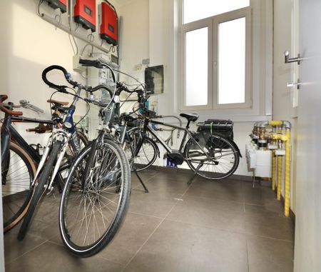 Stijlvol en energiezuinig appappartement met 2 slpk en terras voor 850 EUR/mnd - Photo 4