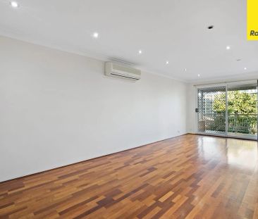 Modern 2 Bedroom Unit - Photo 4