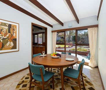 Unique Armidale Residence with Striking Design - Photo 6