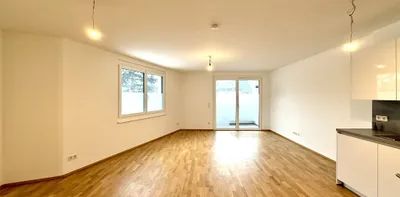 NEU! RUHIGE 1 ZIMMER EG-WOHNUNG MIT EINER LOGGIA NÄHE BADETEICH SÜSSENBRUNN! - Photo 2