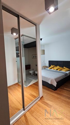 Przestronne mieszkanie w nowoczesnym apartamentowcu - Zdjęcie 4