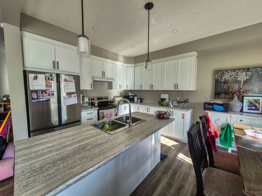 For Lease - 153 Otterbein Road, Kitchener, Ontario - Photo 1