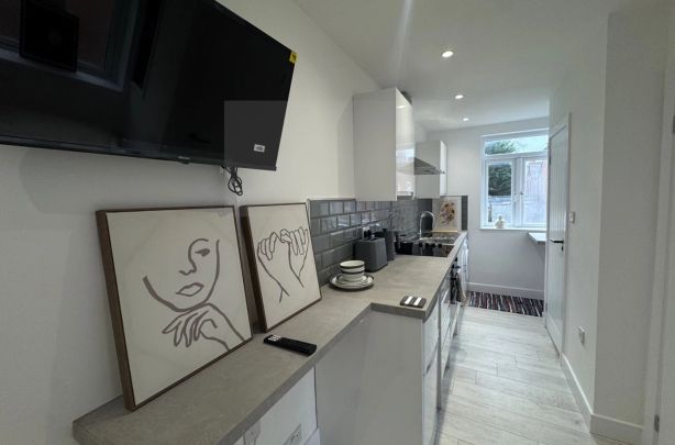 Knighton Fields Road East, Knighton Fields, Leicester, LE2 - Photo 1