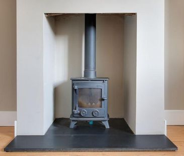 3 bedroom terraced house to rent - Photo 4