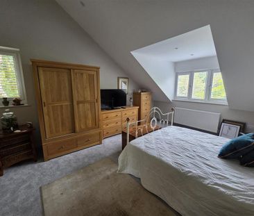 3 bedroom detached house to rent - Photo 5