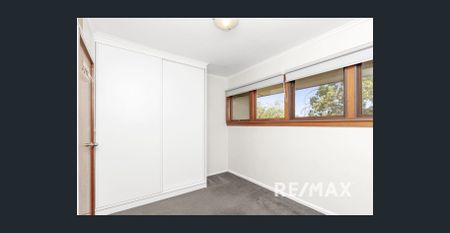 Three Bedroom Home in Mount Austin - Photo 2