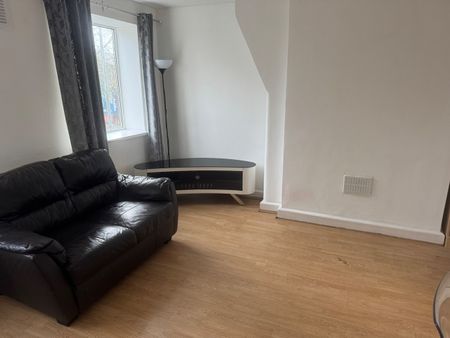 2 Bed Flat, Kielder Square, M5 - Photo 2