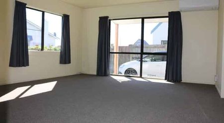 5 Bedroom home - Photo 2