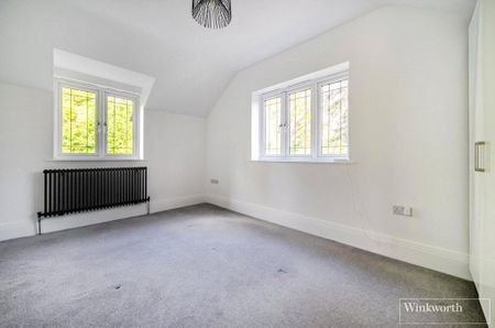5 bedroom detached house to rent - Photo 4