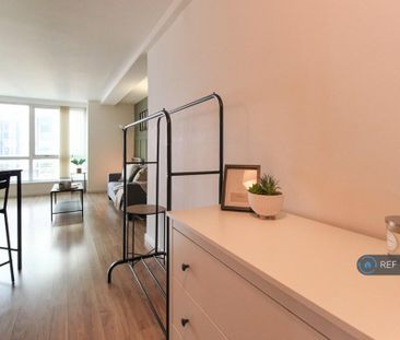 1 bedroom flat to rent - Photo 6