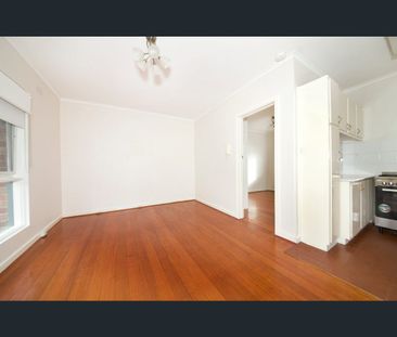 9/11 Holloway Street, Ormond, Vic 3204 - Photo 6