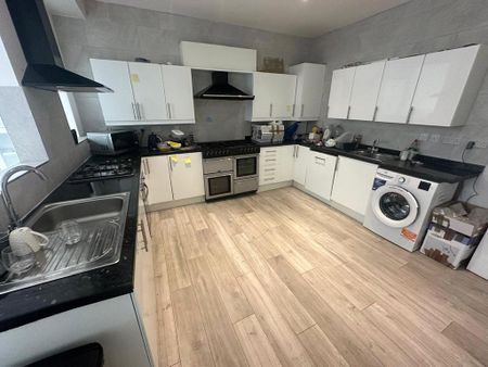 1 bedroom detached house to rent - Photo 2