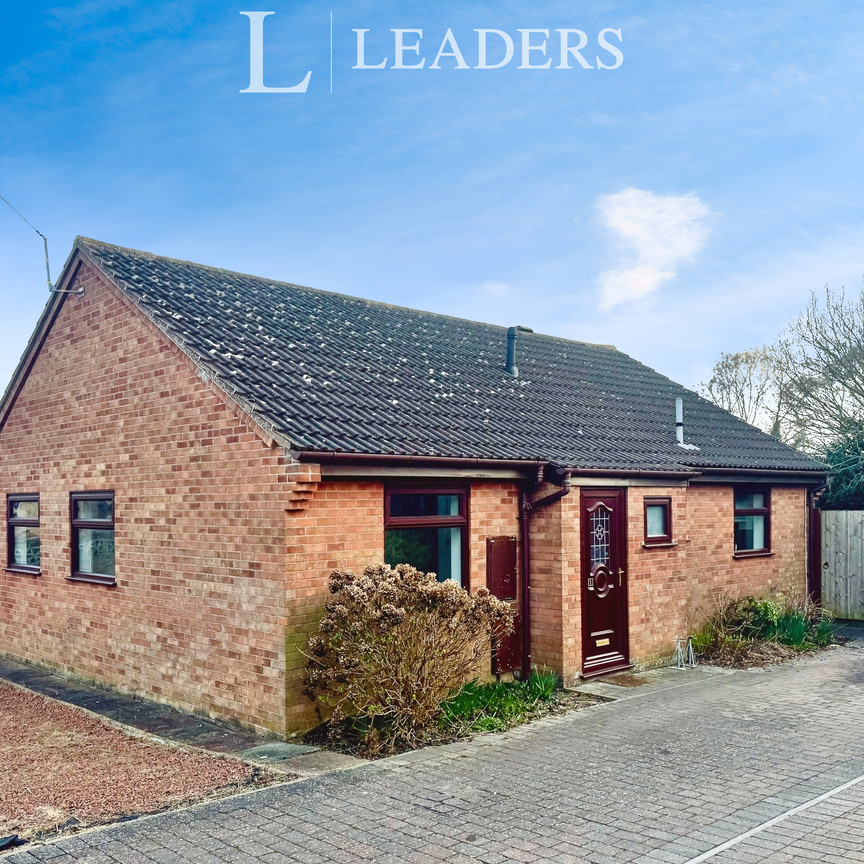 3 bedroom house to rent Rackham Close, Hopton, Great Yarmouth, NR31 - Photo 1