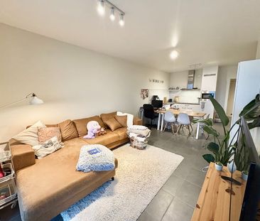 Appartement te huur - Photo 1