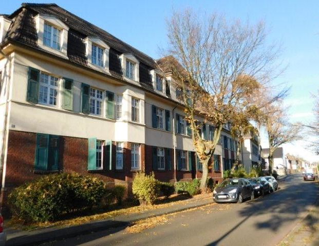 Wohn(t)raum: individuelle 2-Zimmer-Wohnung mit Balkon - Photo 1