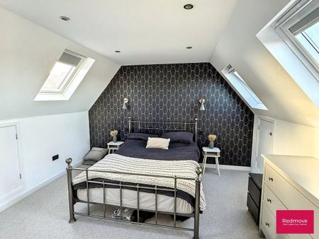 3 bedroom detached house to rent - Photo 3