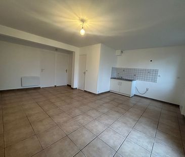 Location Appartement 3 pièces 47m² - Photo 5