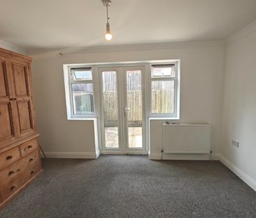 1 Bed Flat, Little Johns Lane, RG30 - Photo 1
