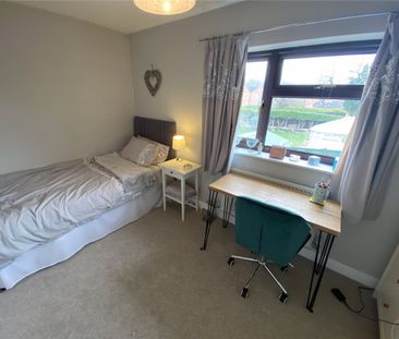 Lacey Green, Balderton, Newark, Nottinghamshire, NG24 - Photo 4