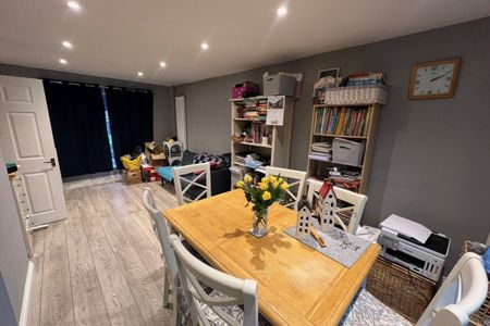 Potters Field - Photo 3