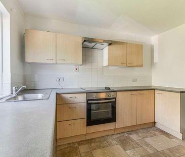 Shadowfax Drive, Northampton, Northamptonshire, NN3 - Photo 3