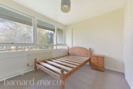Highcliffe Drive - Photo 4