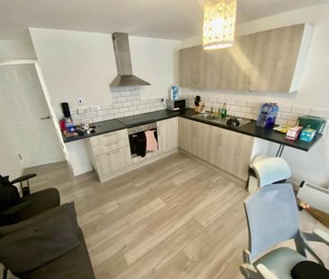 1 bedroom flat to rent - Photo 6