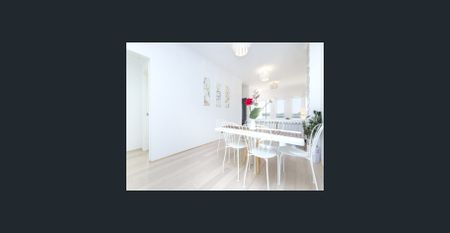 ENJOY LAKE VIEW evenings in a Million-Dollar House with a Billion-Dollar View!!! - Photo 2