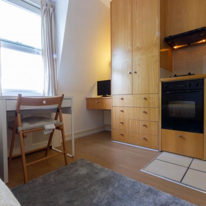 Flat 24 Penywern Road, Earls Court SW5 9SX - Photo 1