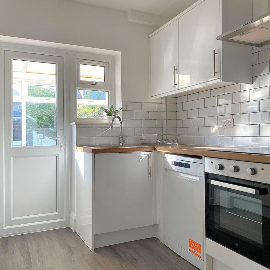 3 bedroom House To Let - Photo 1