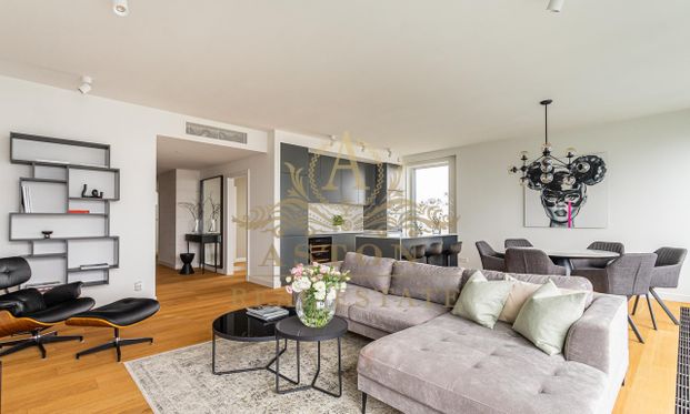 Warszawa, Śródmieście, Grzybowska - Zdjęcie 1