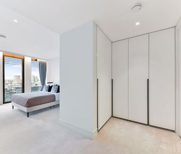 2 bedroom apartment to rent in the highly sought-after One Bishopsgate Plaza, EC3A - Photo 1