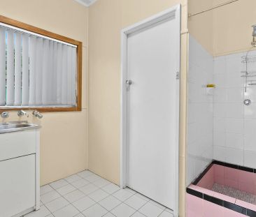 Low maintenance living - Photo 1