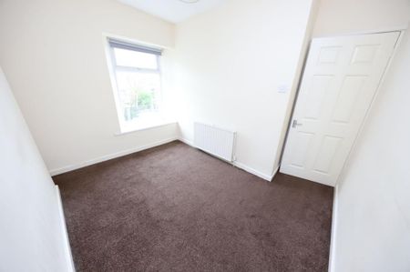 3 bedroom terraced house to rent - Photo 3