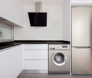 Piso de alquiler en La Rioja, 49, Villanueva de la Cañada ciudad - Photo 1